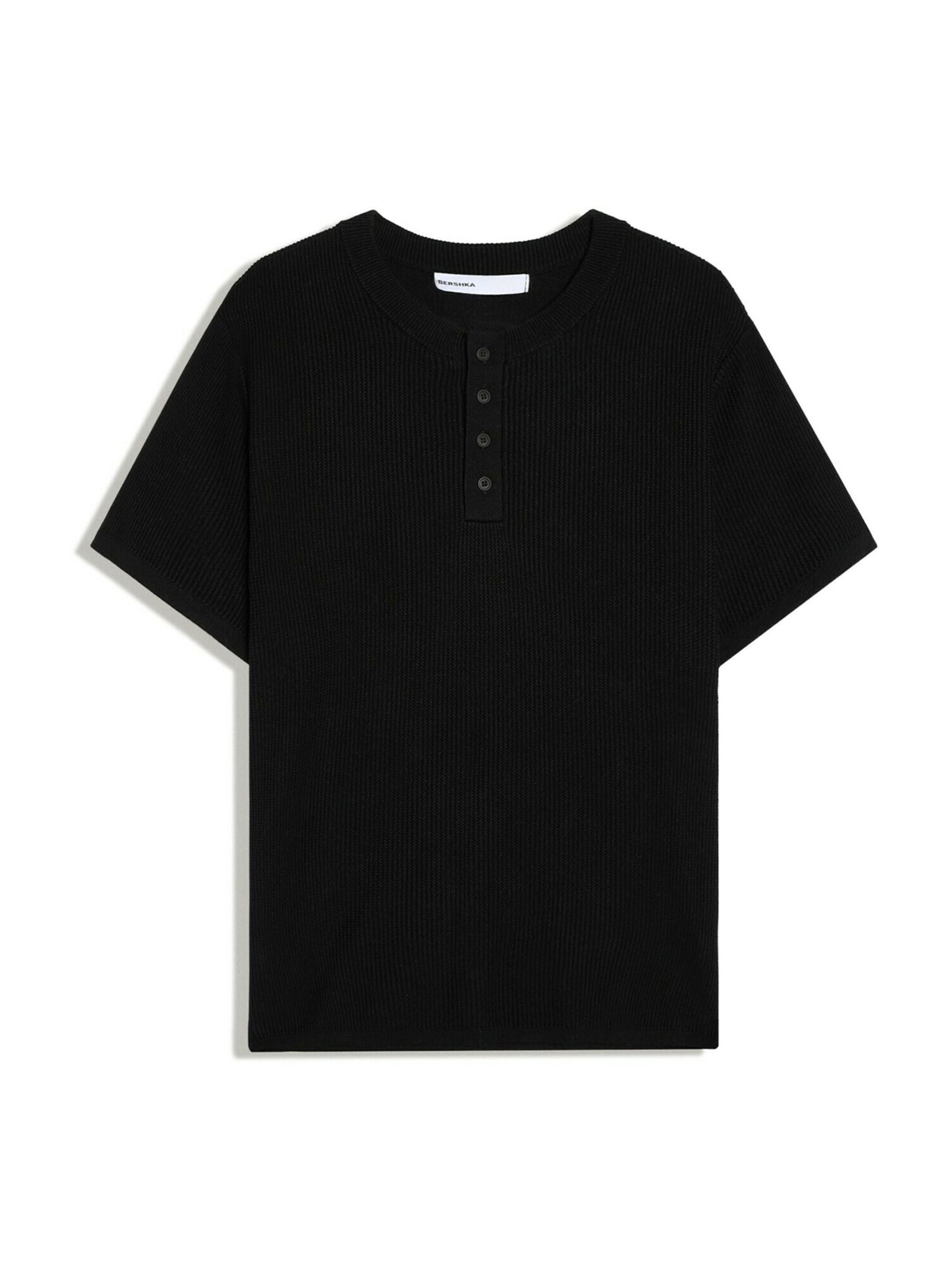 T-Shirt Bershka en noir : devant