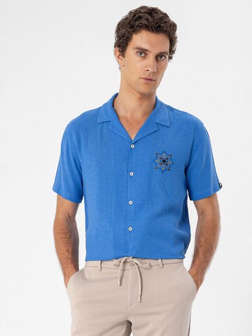 Antioch Regular fit Button Up Shirt in Blue