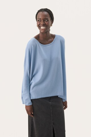 Pull-over 'Tila' Part Two en bleu : devant