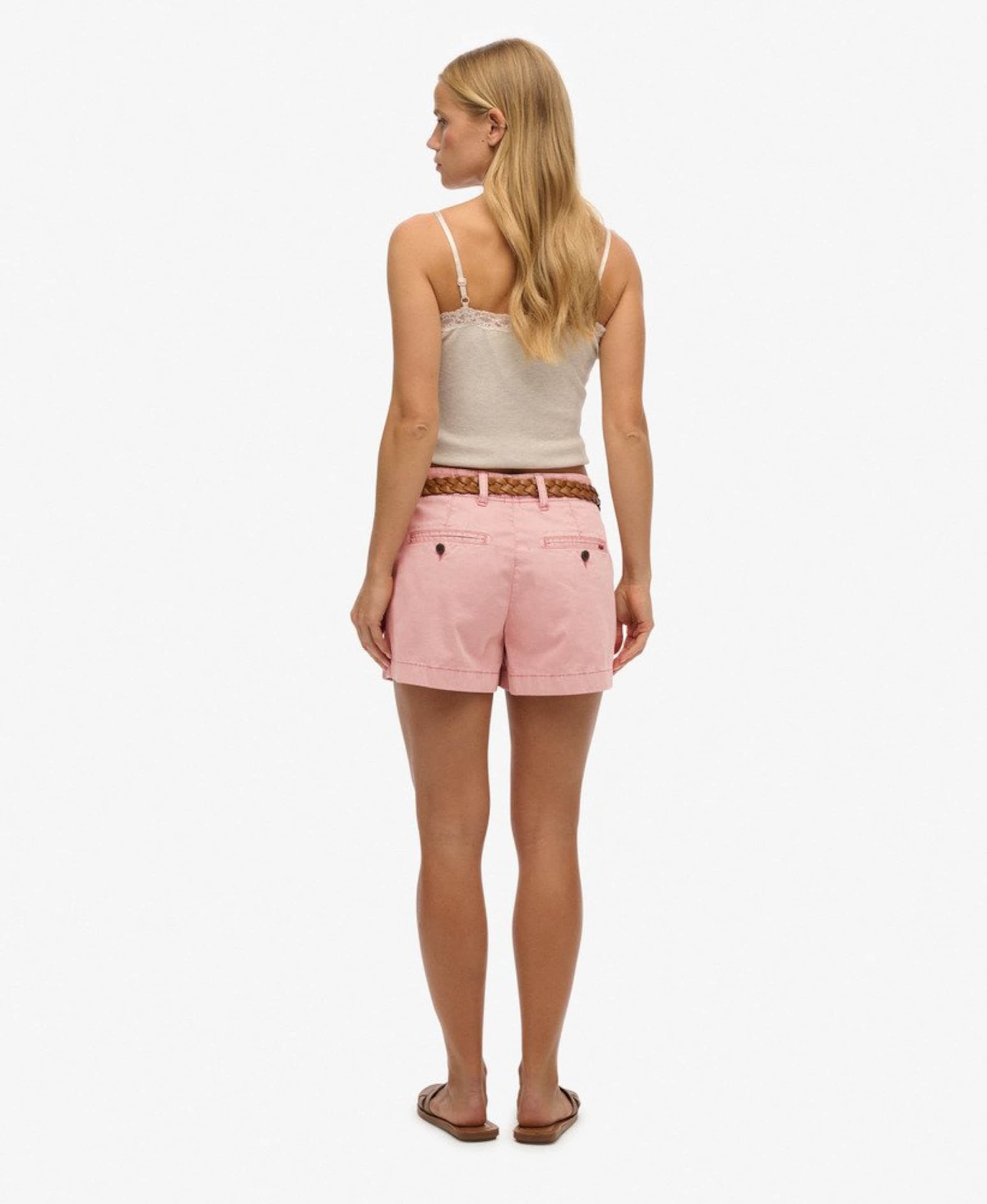 Coupe slim Pantalon chino 'Classic' Superdry & Co en rose