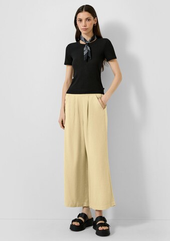 QS Wide leg Pleat-front trousers in Yellow