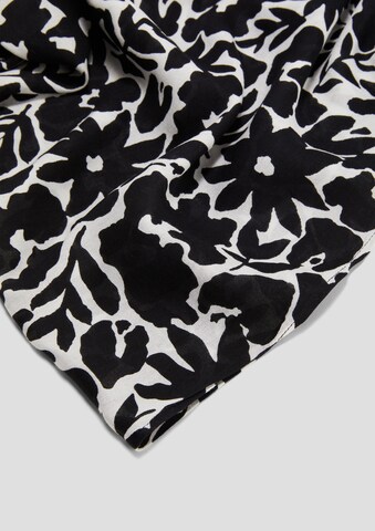 s.Oliver Scarf in Black