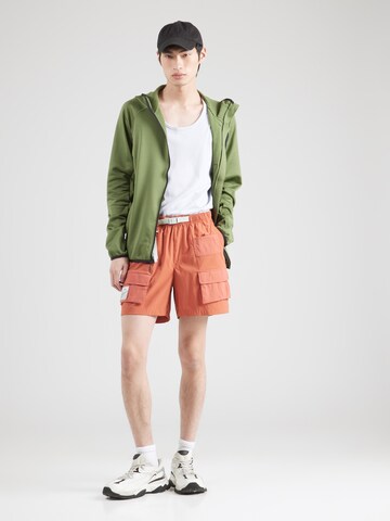 COLUMBIA - regular Pantalón de montaña 'Cove Beach' en rojo