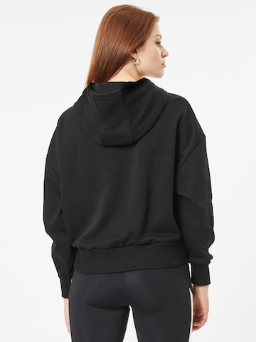 Urban Classics Sweatshirt in Black