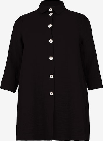 Yoek Blouse in Black: front