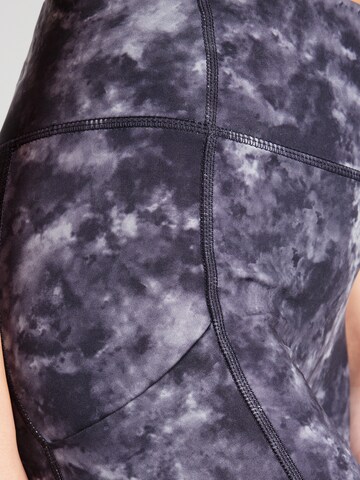 Fabletics Skinny Sportnadrágok 'MOTION365+' - szürke