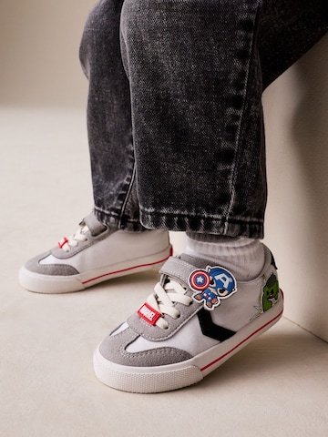 Next Σνίκερ 'Marvel' σε λευκό