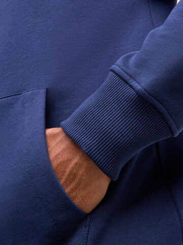 FALKE Athletic Sweater in Blue