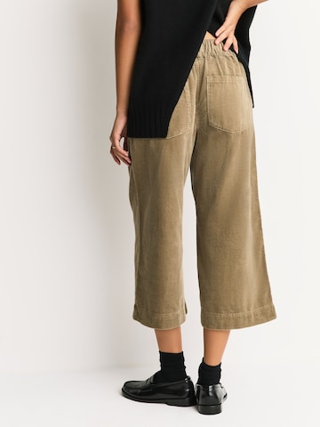 Next Wide Leg Hose in Braun