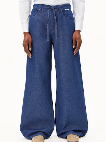 ARMEDANGELS Wide Leg Jeans 'ASTRAEAAS' in Blau: Vorderseite