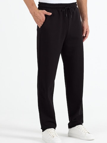Maxx Free Regular Workout Pants 'Jogginghose Herren' in Black
