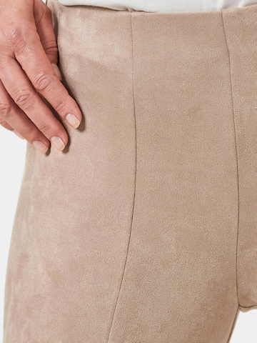 Goldner Slimfit Bandplooibroek in Beige