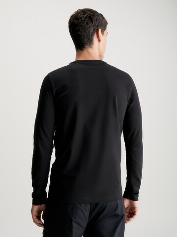 T-Shirt Calvin Klein en noir