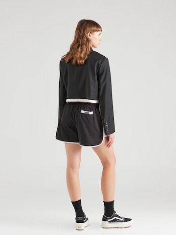 GUESS Regular Shorts 'Zoey' in Schwarz