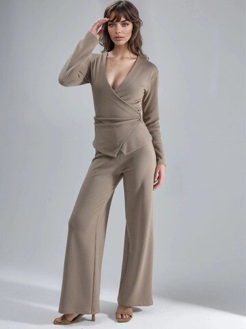 Pullover 'Blusen' di Busem in marrone