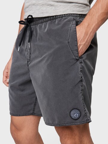 Boardshorts 'Center' Volcom en noir