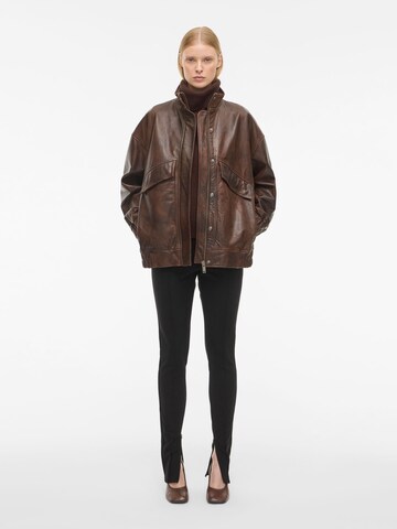 ROUGE EDIT Tussenjas in Bruin