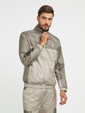 GUESS Sweatjacke in Beige: Vorderseite