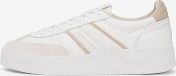 Baskets basses 'THE GREENWICH EDGE' Tommy Jeans en beige : devant