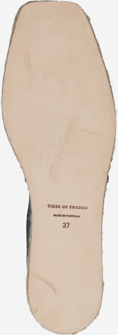 Tiger of Sweden Espadrillo 'ERSTA' värissä musta