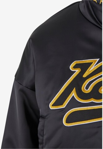 Karl Kani Jacke 'Varsity' in Schwarz