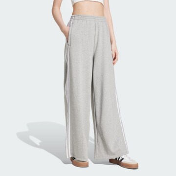 ADIDAS ORIGINALS Široke hlačnice Hlače | siva barva: sprednja stran