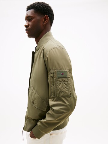 TOMMY HILFIGER Tussenjas in Groen