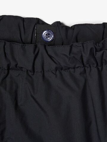 Regular Pantalon fonctionnel NAME IT en noir