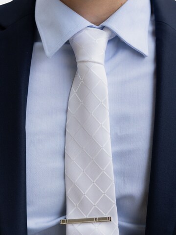 Massi Morino Tie in White