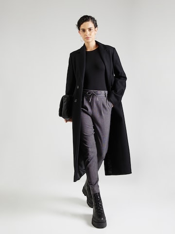 Tapered Pantaloni cutați 'Elise' de la ONLY pe gri