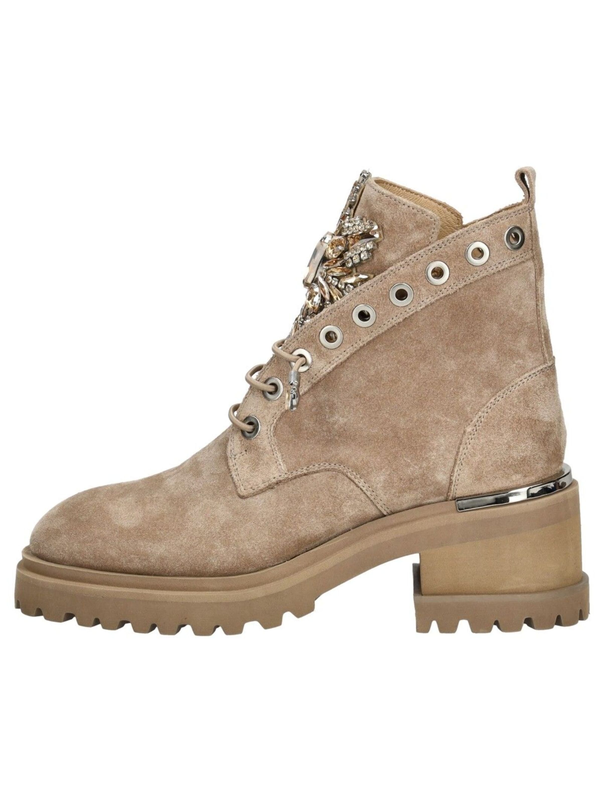 Alma En Pena Lace-up bootie in Beige