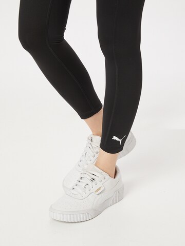 Skinny Pantaloni sport de la PUMA pe negru