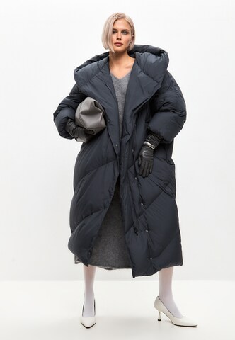 CESARE GASPARI Winter Coat in Grey