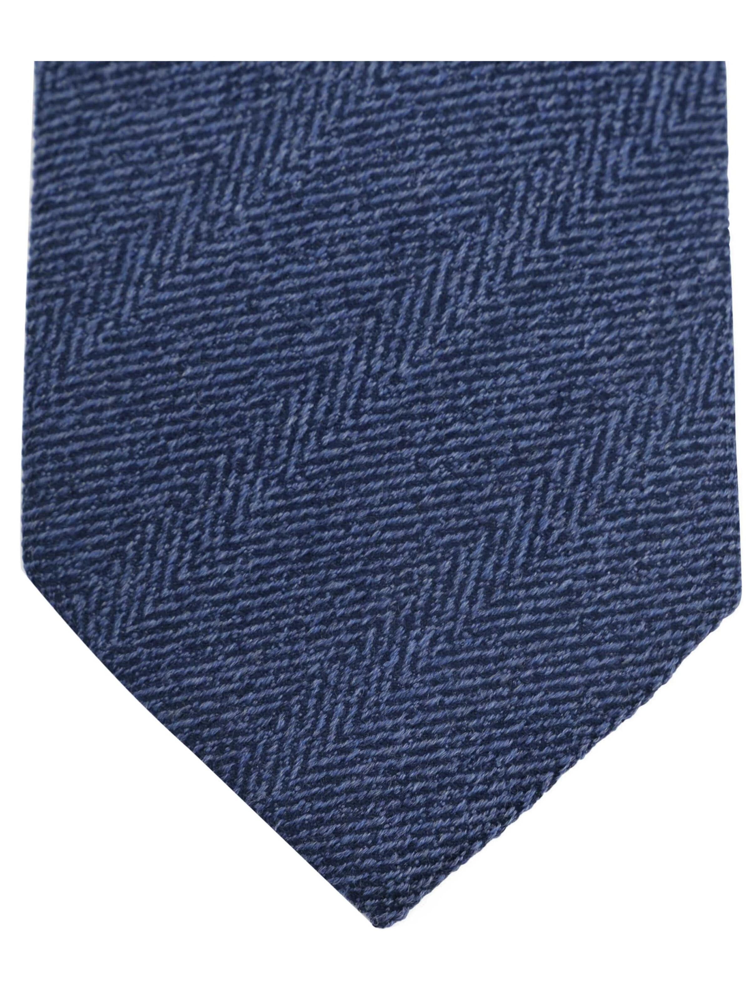 Suitable Tie in Blue