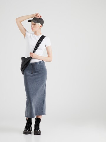 Monki Krilo | modra barva