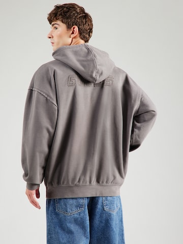 GUESS - Sudadera 'LASI' en gris: frente