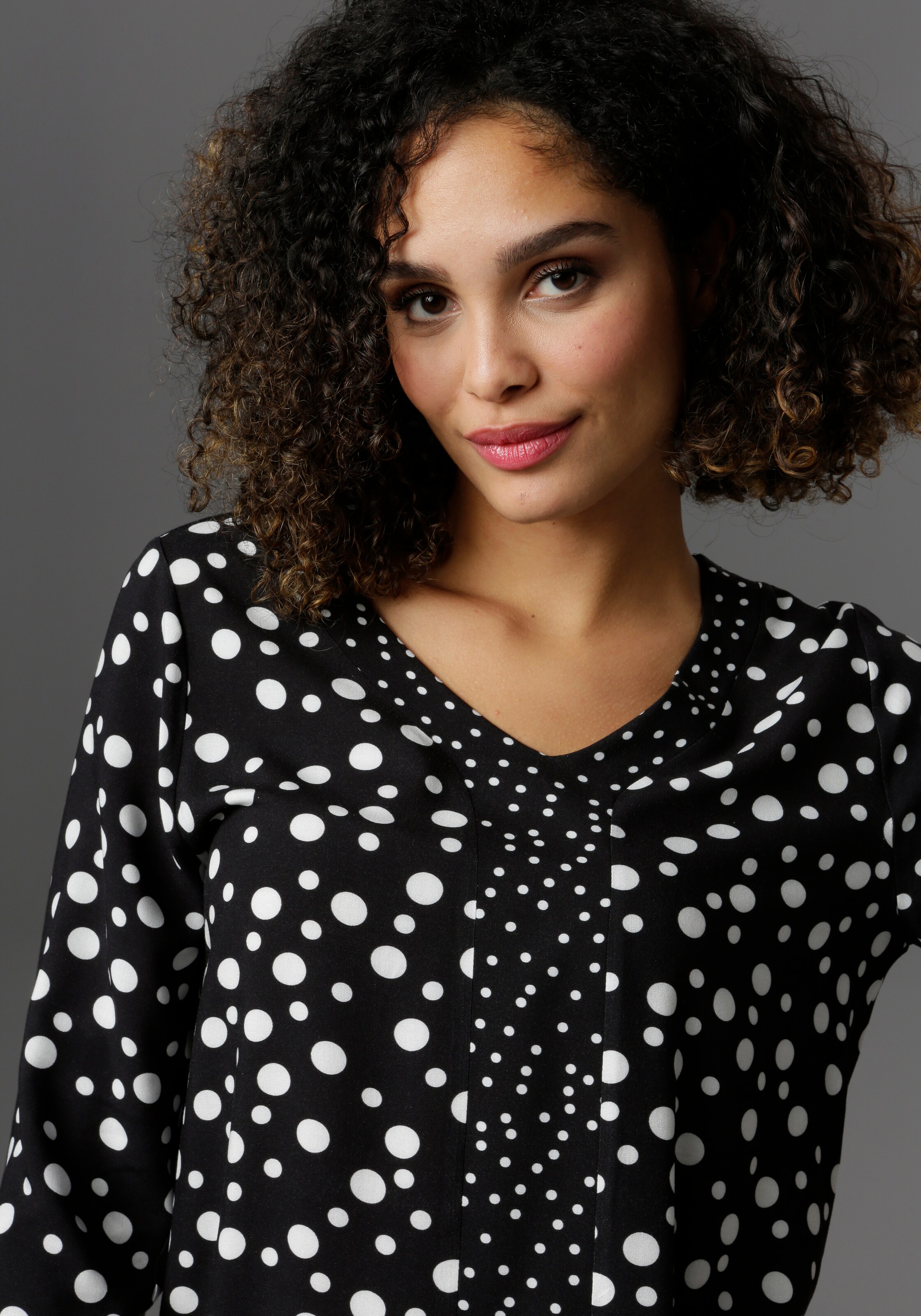 Frauen Große Größen Aniston SELECTED Bluse in Schwarz - WE40791 Frauen Große Größen Aniston SELECTED Bluse in Schwarz - WE40791