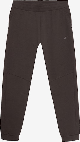 Pantalon 4F en marron : devant