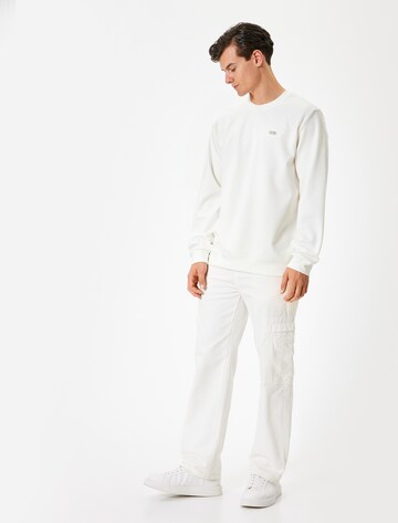 Koton Sweatshirt in White