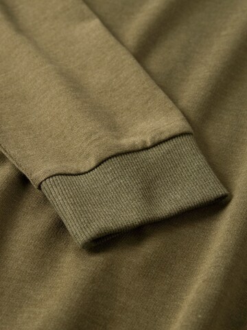 Sweat TWO SOON en vert