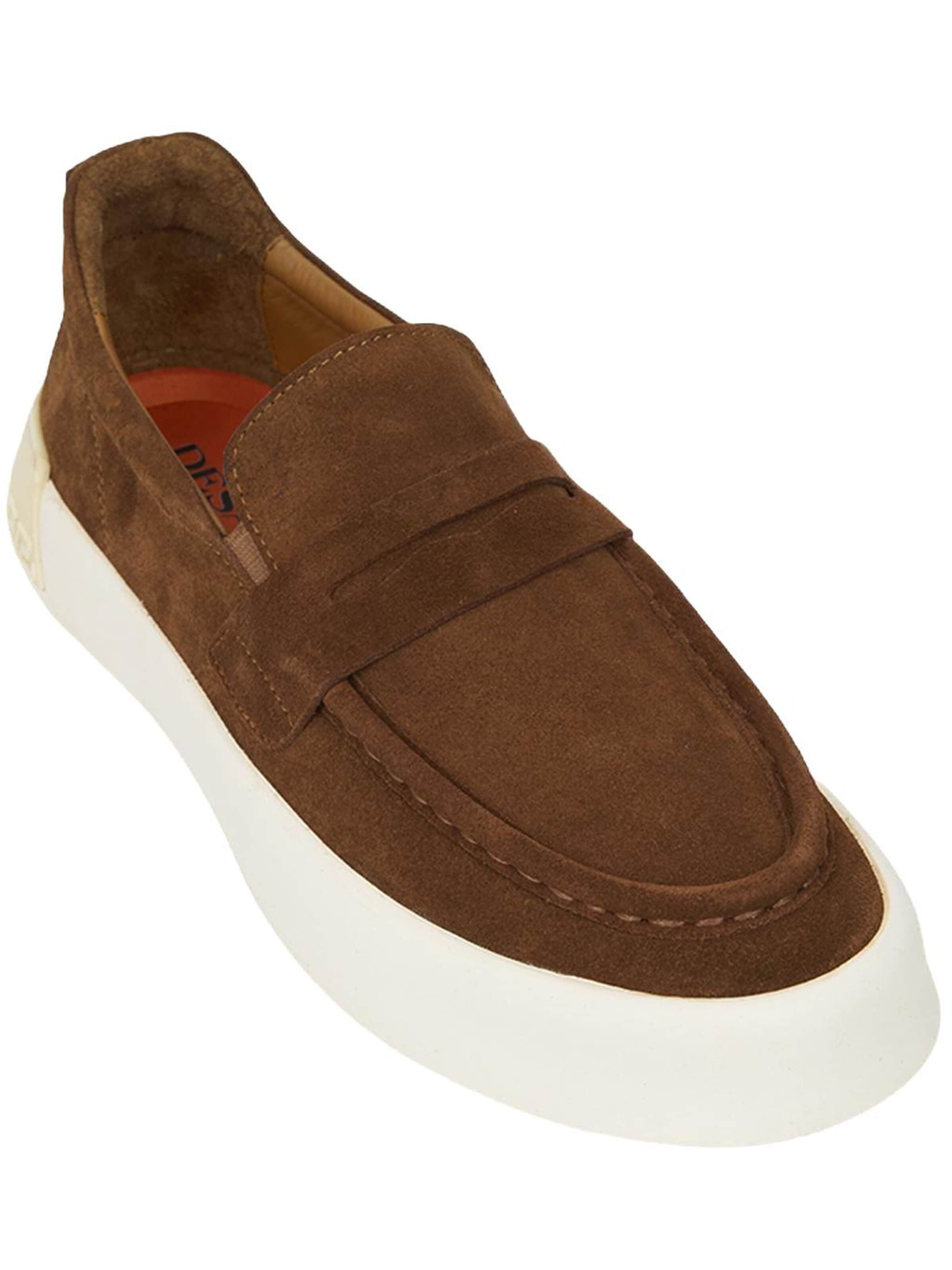 Desa Classic Flats 'Beleg' in Brown: front