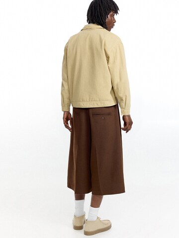 Wide Leg Pantalon à pince Pull&Bear en marron