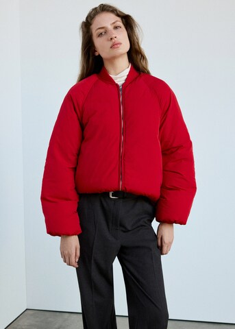 MANGO Between-season jacket 'ALOE' in Red: front