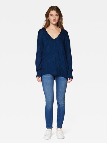 Mavi Sweater in Blue