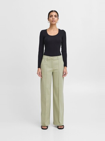 Wide Leg Pantalon à plis ' IHKate ' ICHI en vert