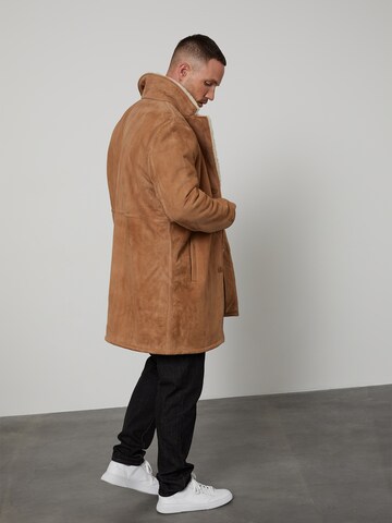 DAN FOX APPAREL Between-Seasons Coat 'Ilias' in Beige