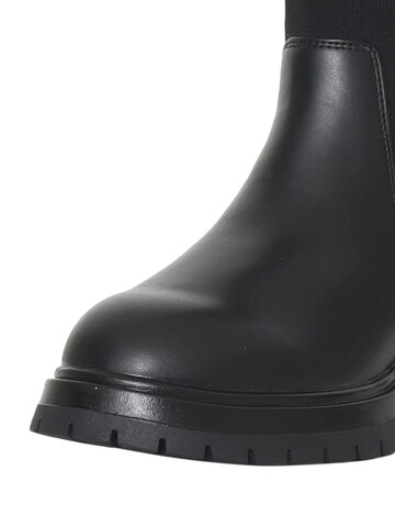 TOMMY HILFIGER Stiefel in Schwarz