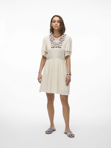 VERO MODA Blusekjole 'Sina' i beige