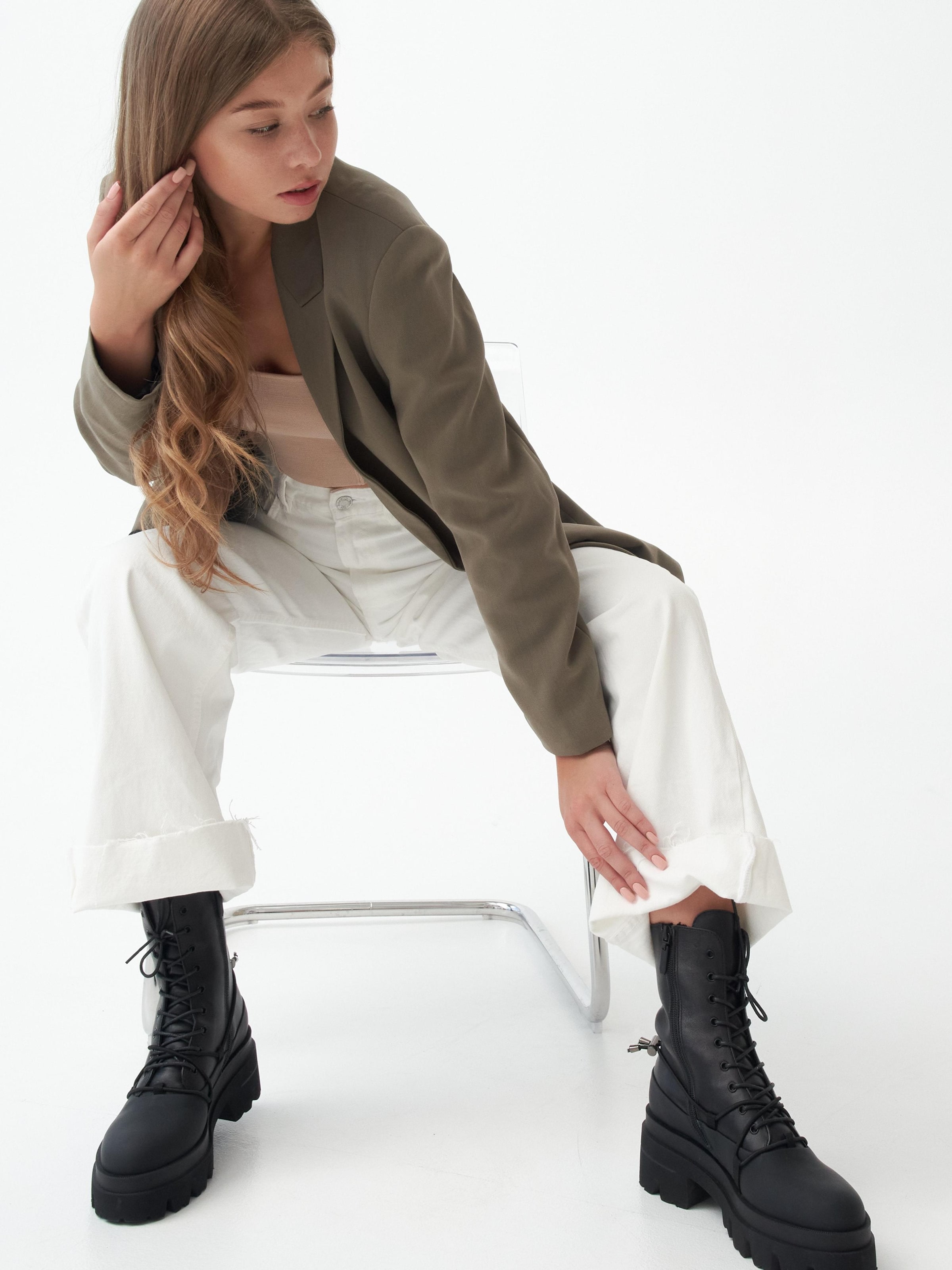 Ankle boots '09-2341' di Estro in nero: frontale
