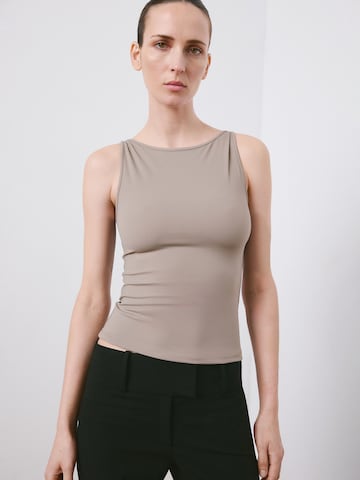 MANGOTop 'TECLA' - smeđa boja: prednji dio